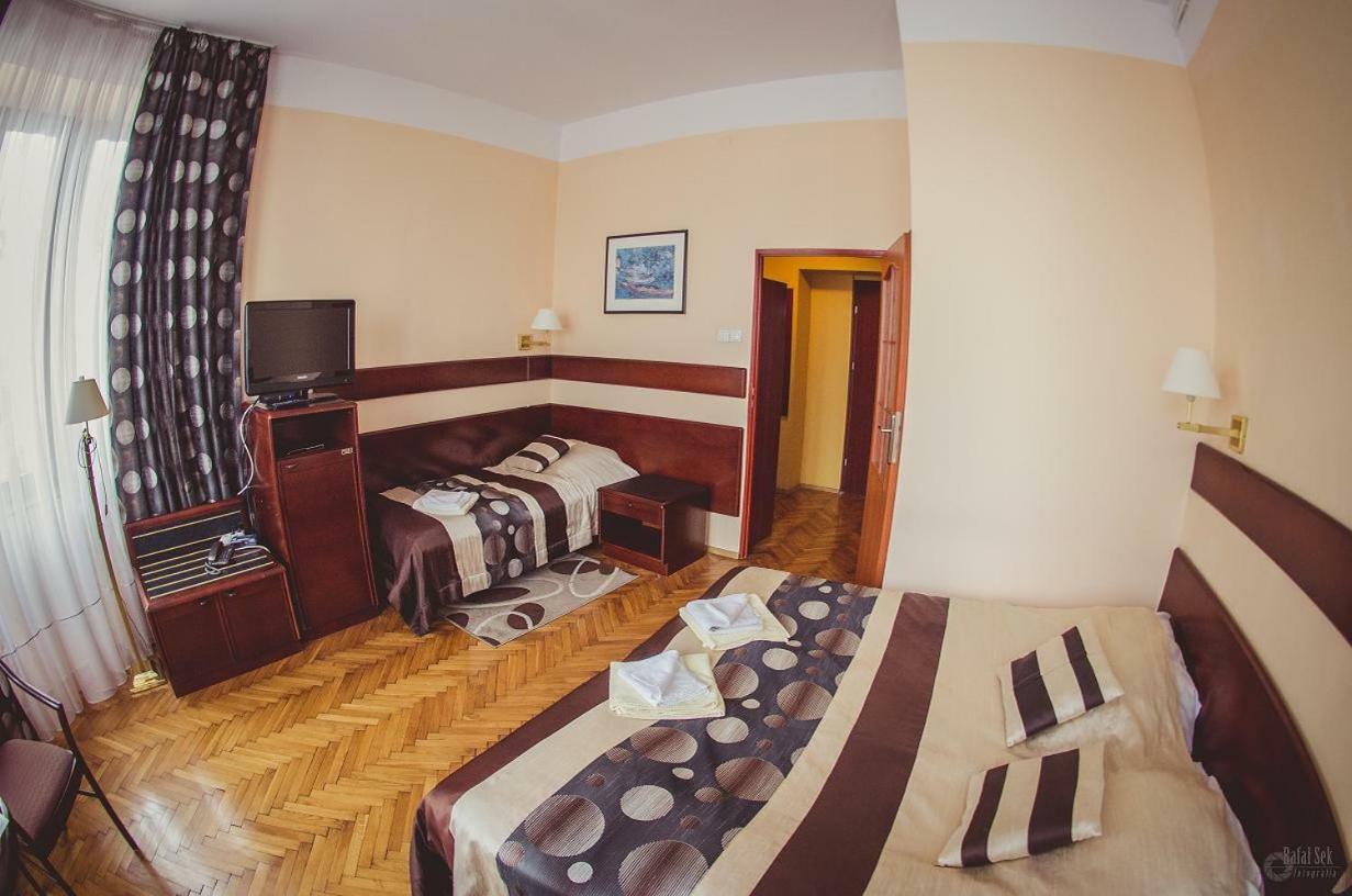 Pensjonat Willa Sorrento Krzeszowice エクステリア 写真